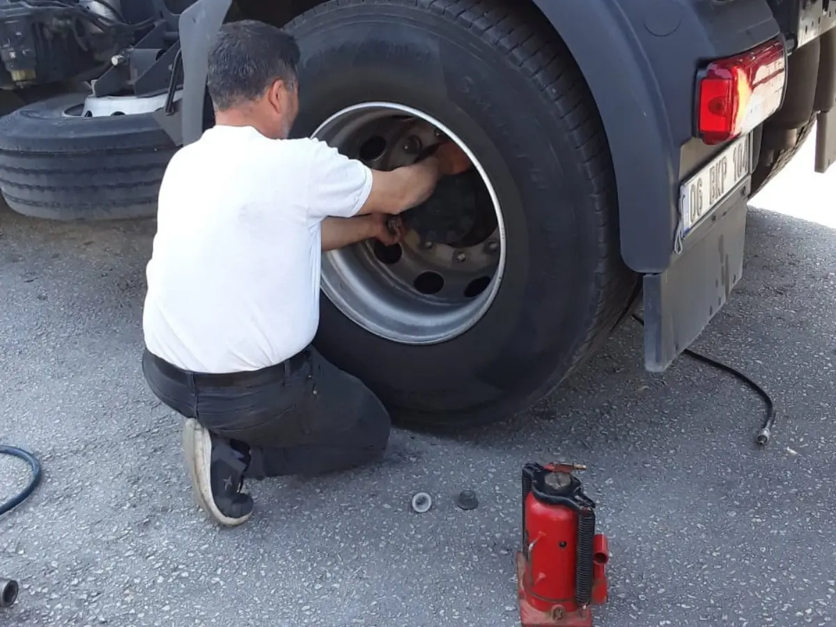 Güzelbahçe Oto Lastikçi